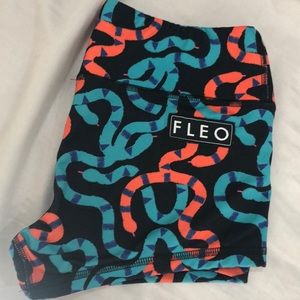 Fleo shorts size small OG cut